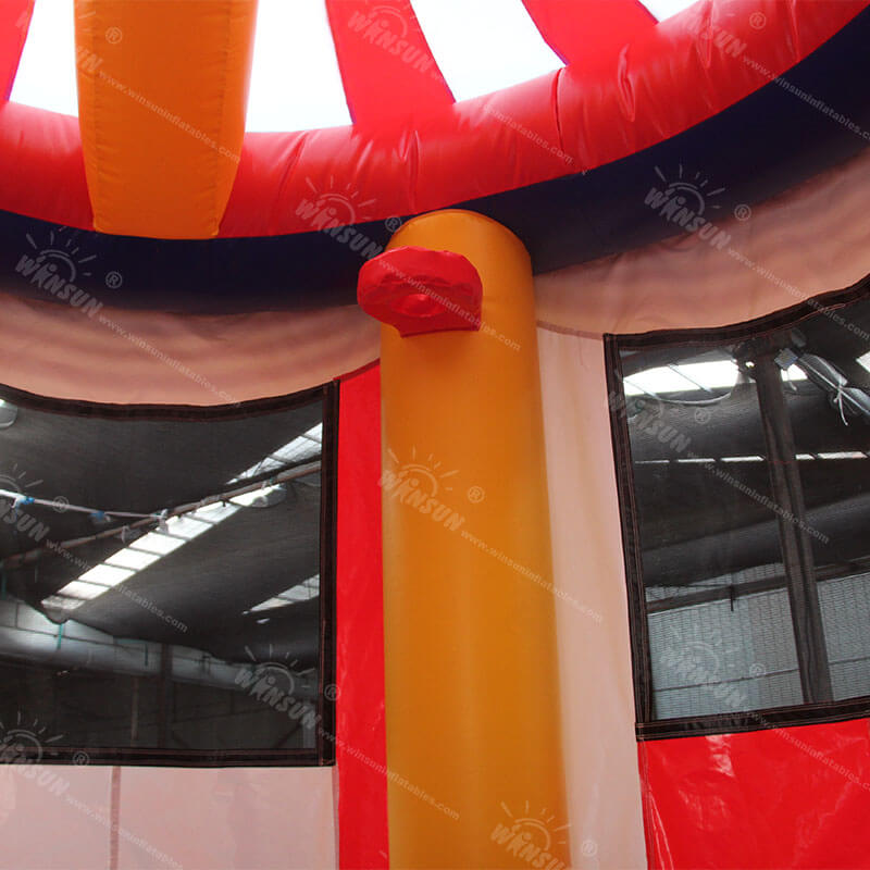 Castillo de salto inflable de circo