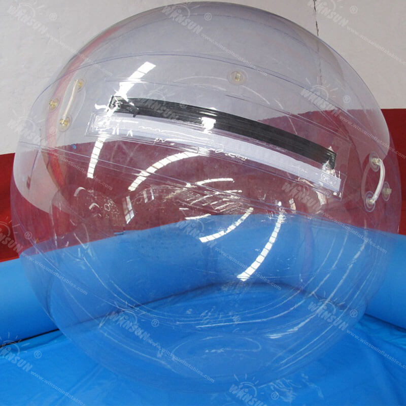 Bola de agua transparente inflable