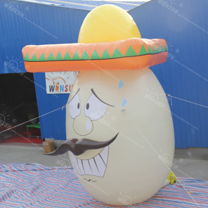 Personaje de cara de huevo de dibujos animados divertido mexicano