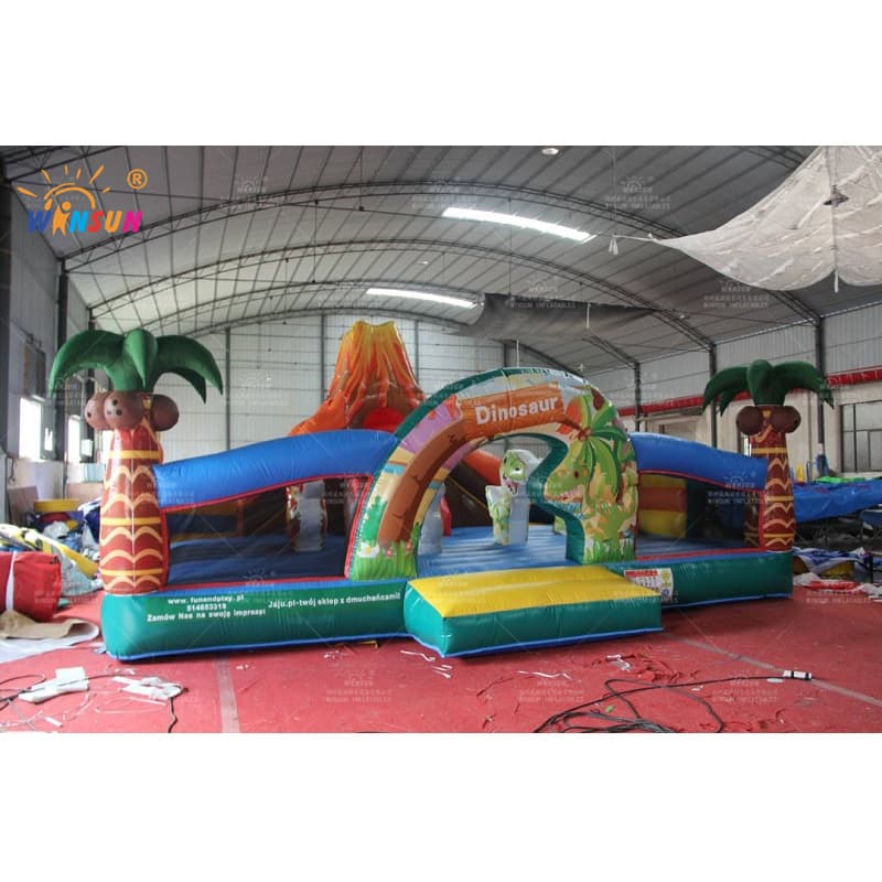 Parque inflable de salto de dinosaurios