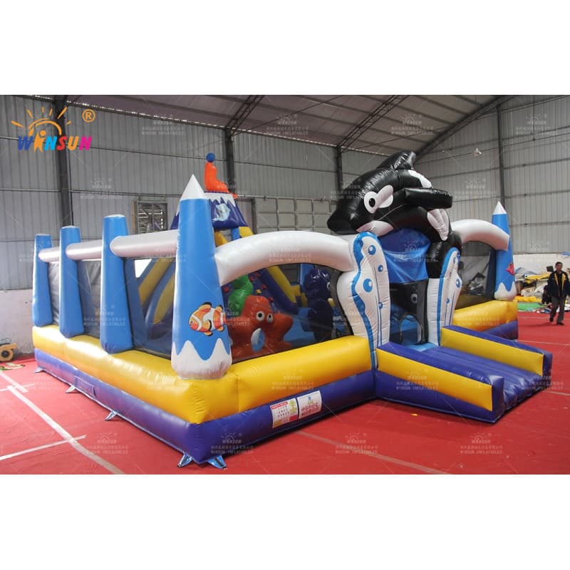 Ciudad Divertida Inflable con Delfines