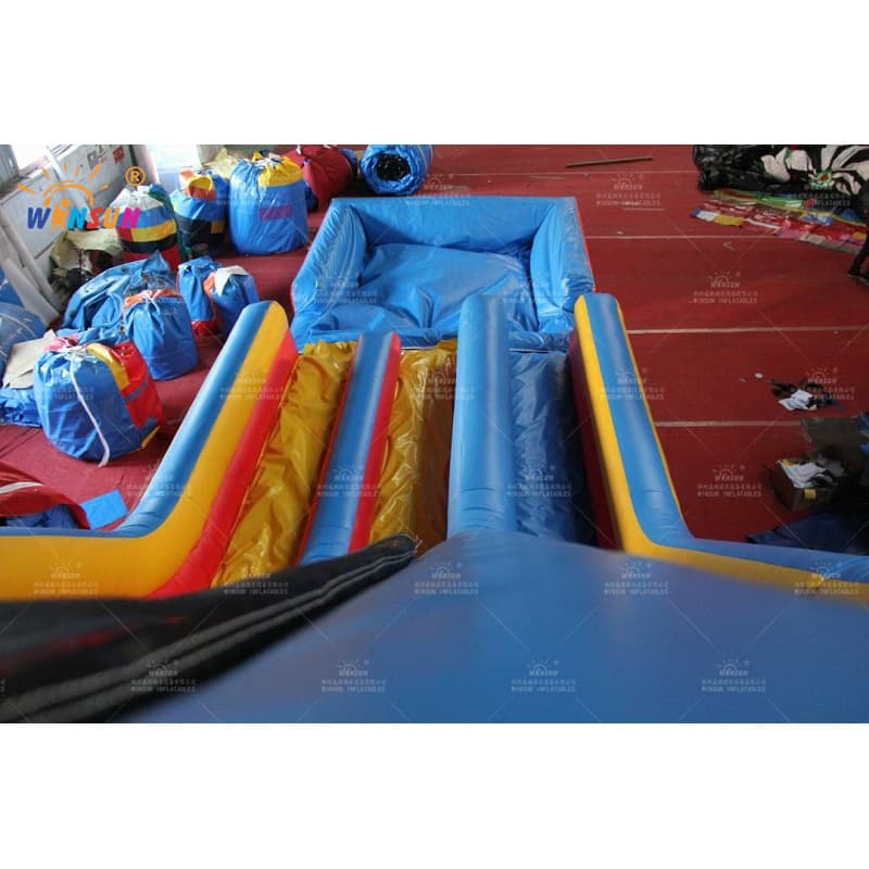 Tobogán inflable Dry N Wet con piscina