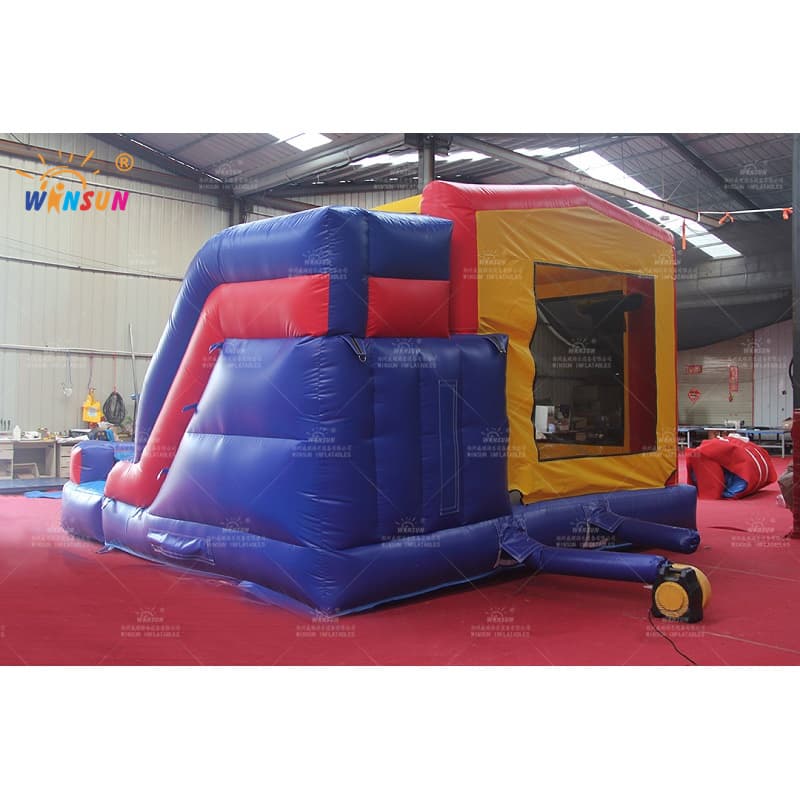 Casa de salto inflable con tobogán