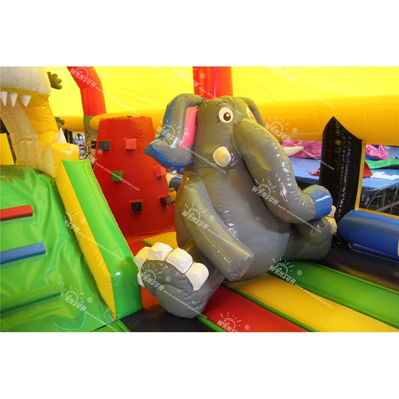 Inflable Madagascar Fun City con carpa