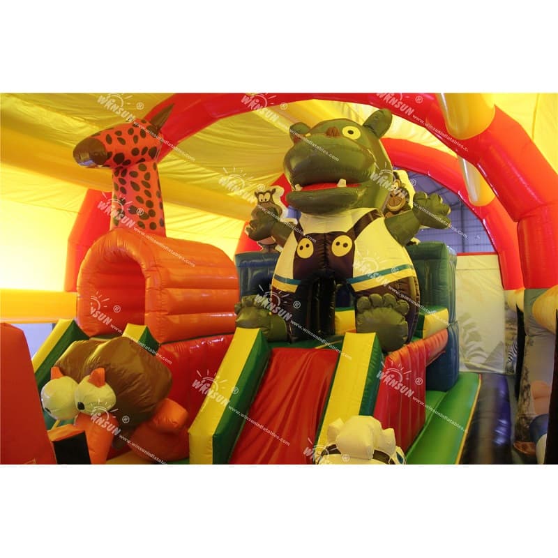 Inflable Madagascar Fun City con carpa