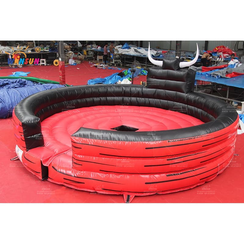 Juego mecánico inflable de rodeo de toros