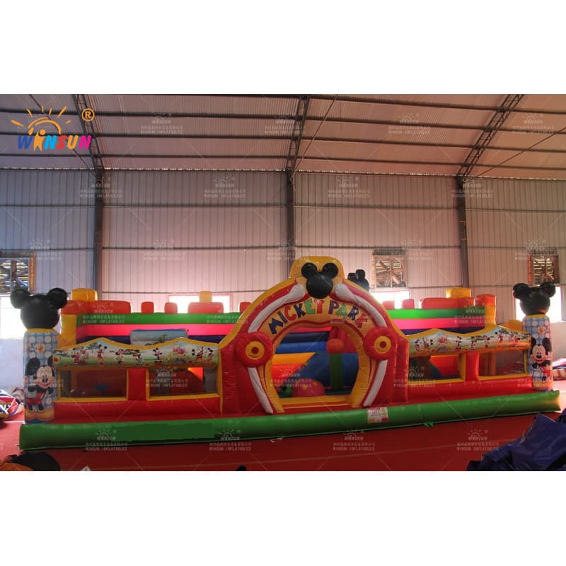 Parque inflable de Mickey