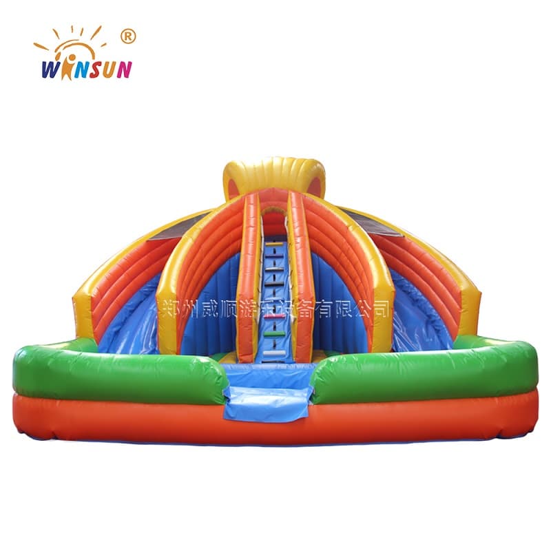 Tobogán acuático inflable con doble carril