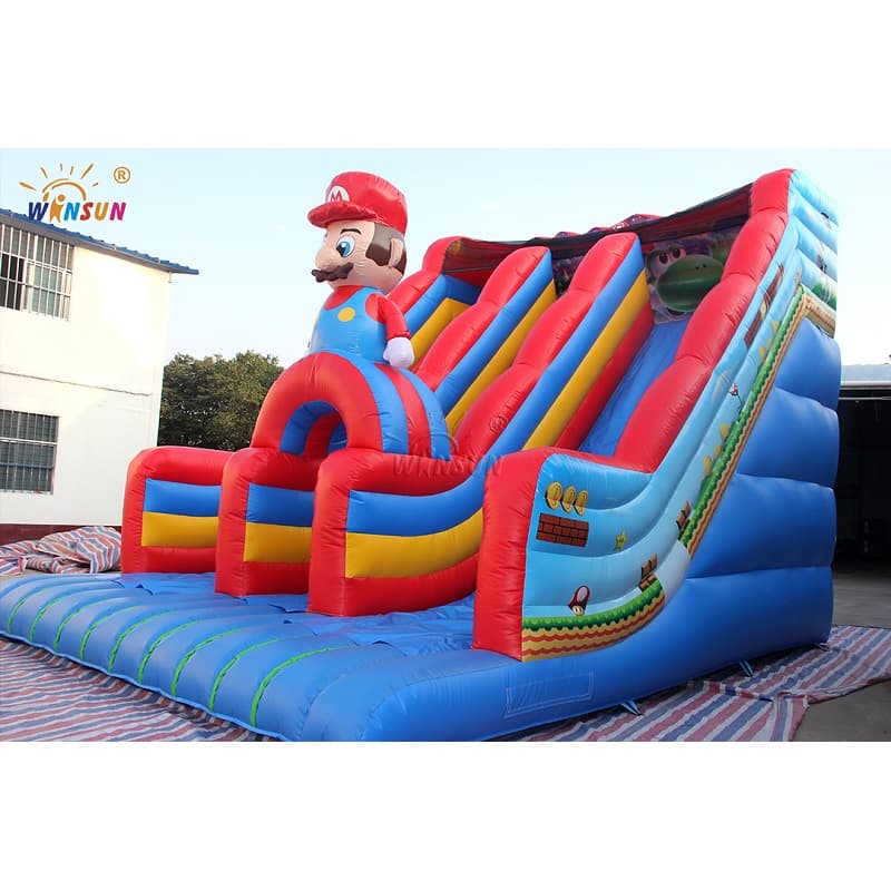 Tobogán inflable Mario