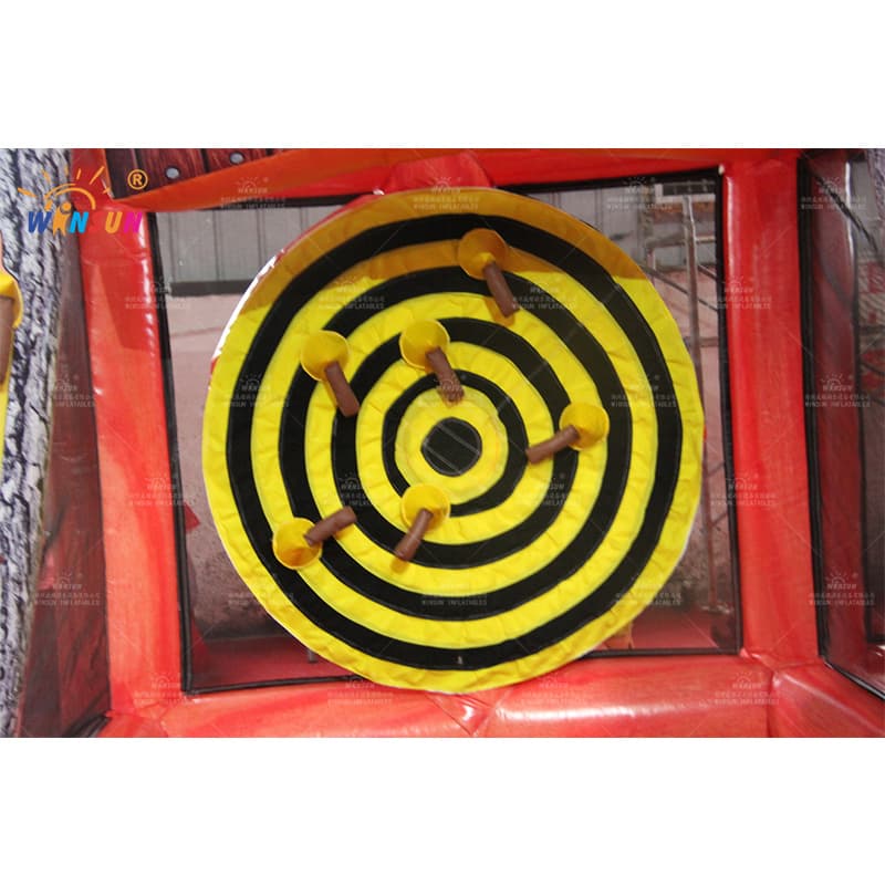 Juego inflable de lanzamiento de hacha