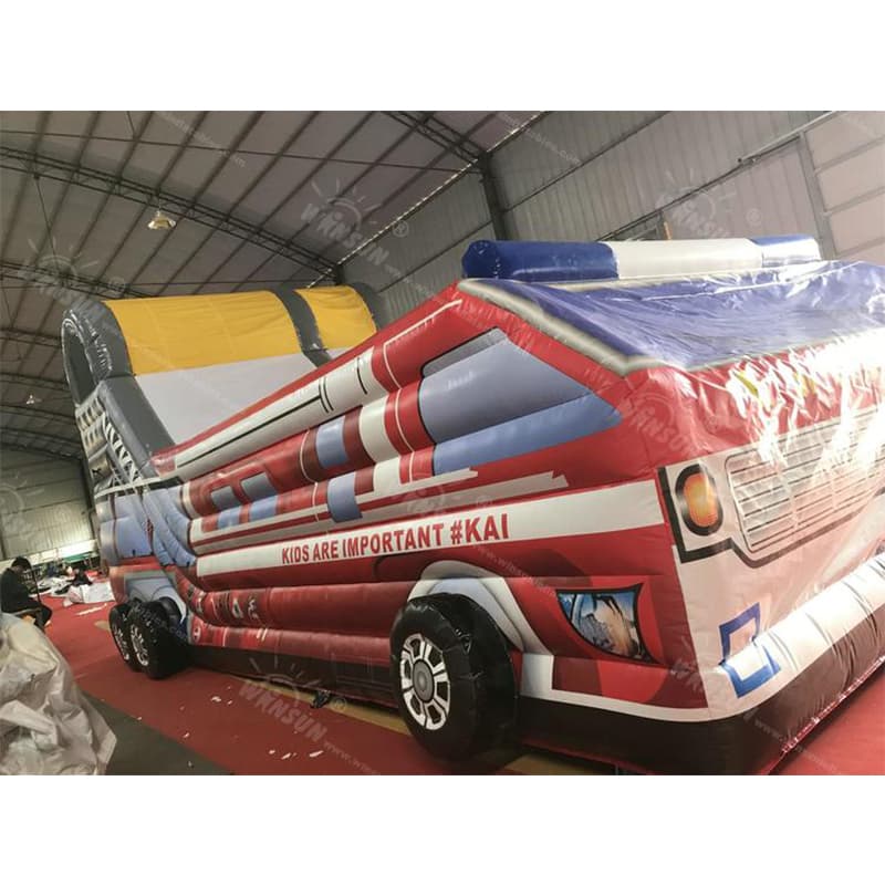 Tobogán inflable para camión de bomberos