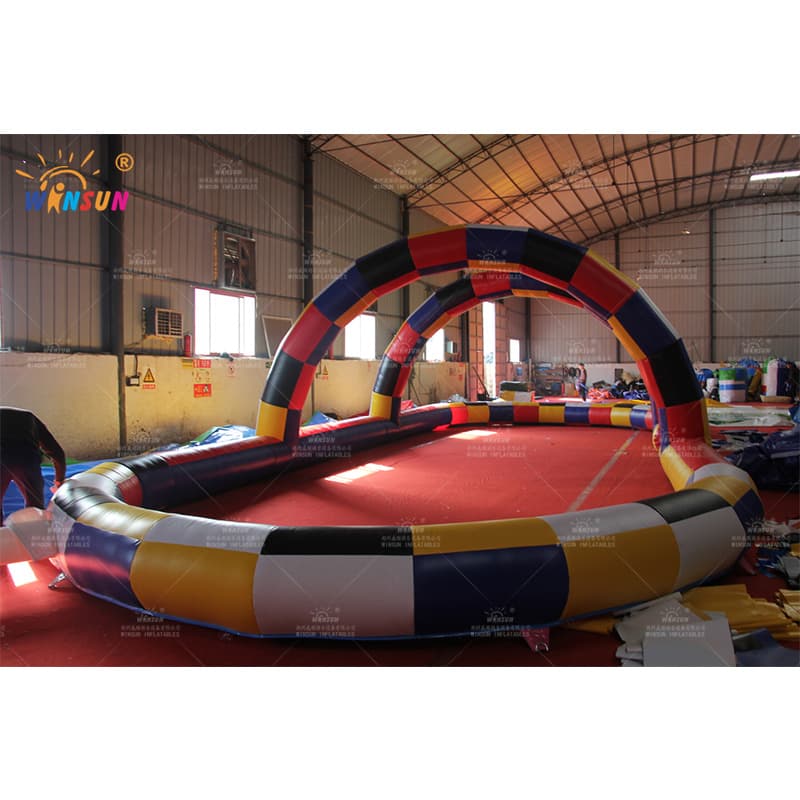 Pista de carreras inflable