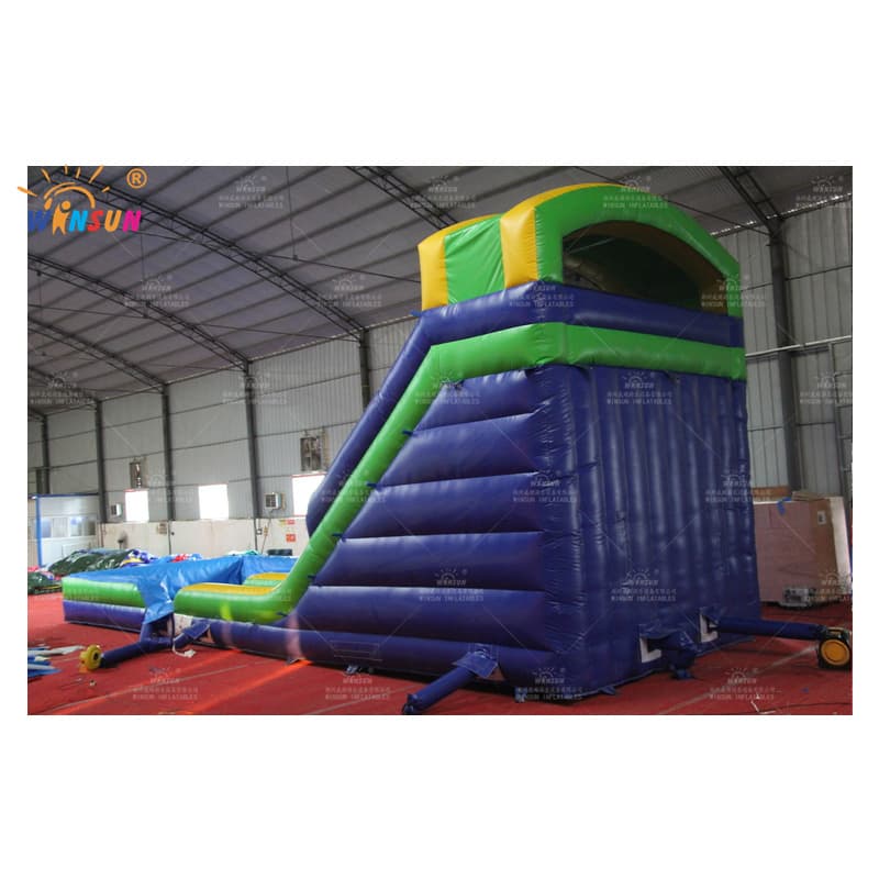 Tobogán inflable Green Wet N Dry con piscina