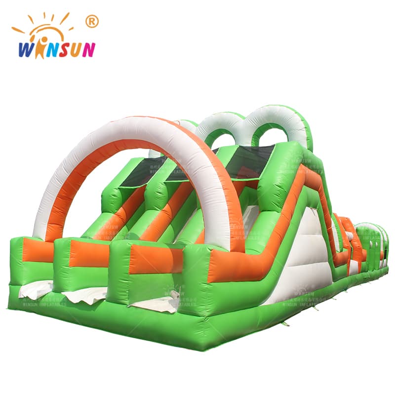 Carrera de obstáculos inflable de 5k con triple carril