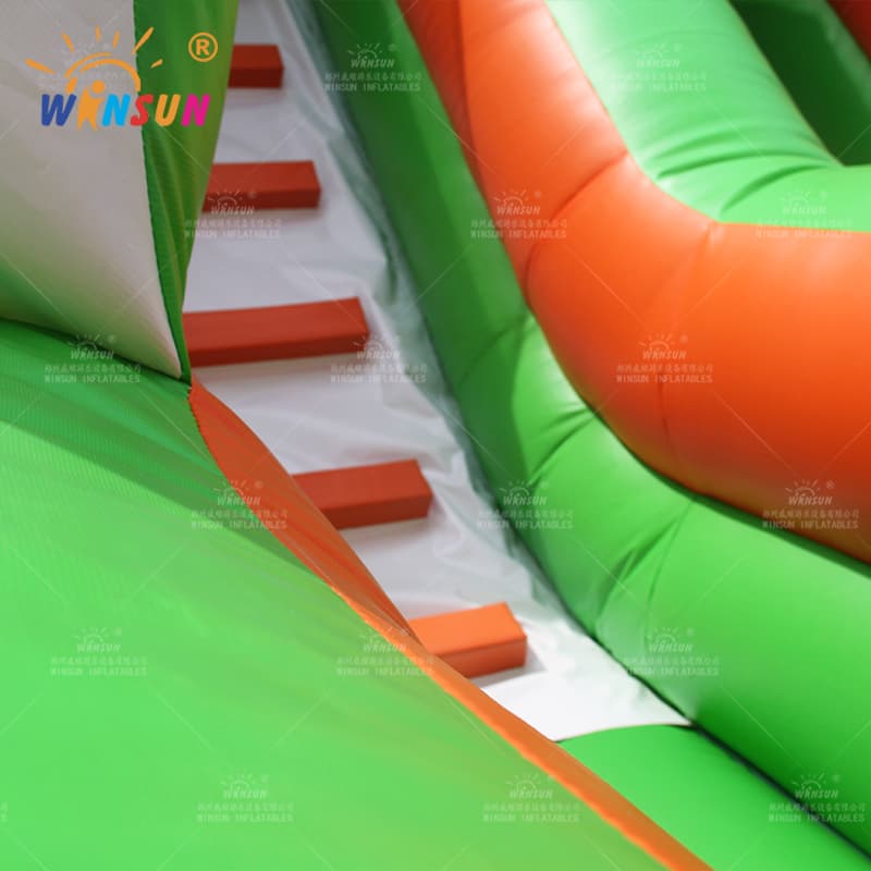 Carrera de obstáculos inflable de 5k con triple carril