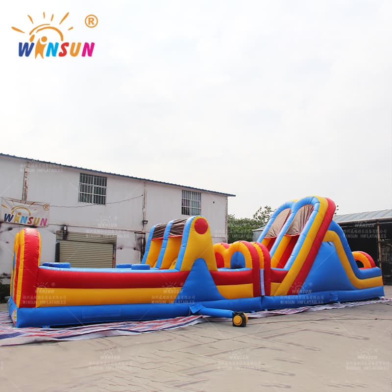 Carrera de obstáculos inflable de doble carril