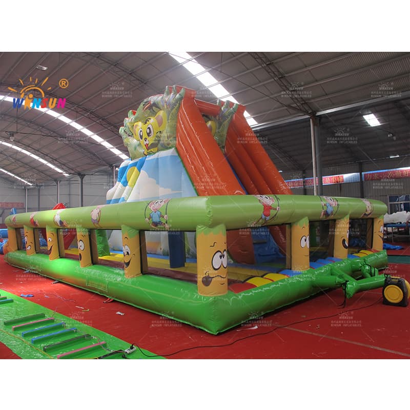 Tobogán inflable con gorila de aire