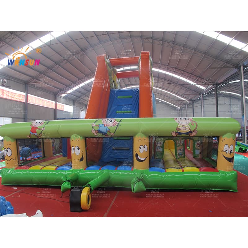 Tobogán inflable con gorila de aire