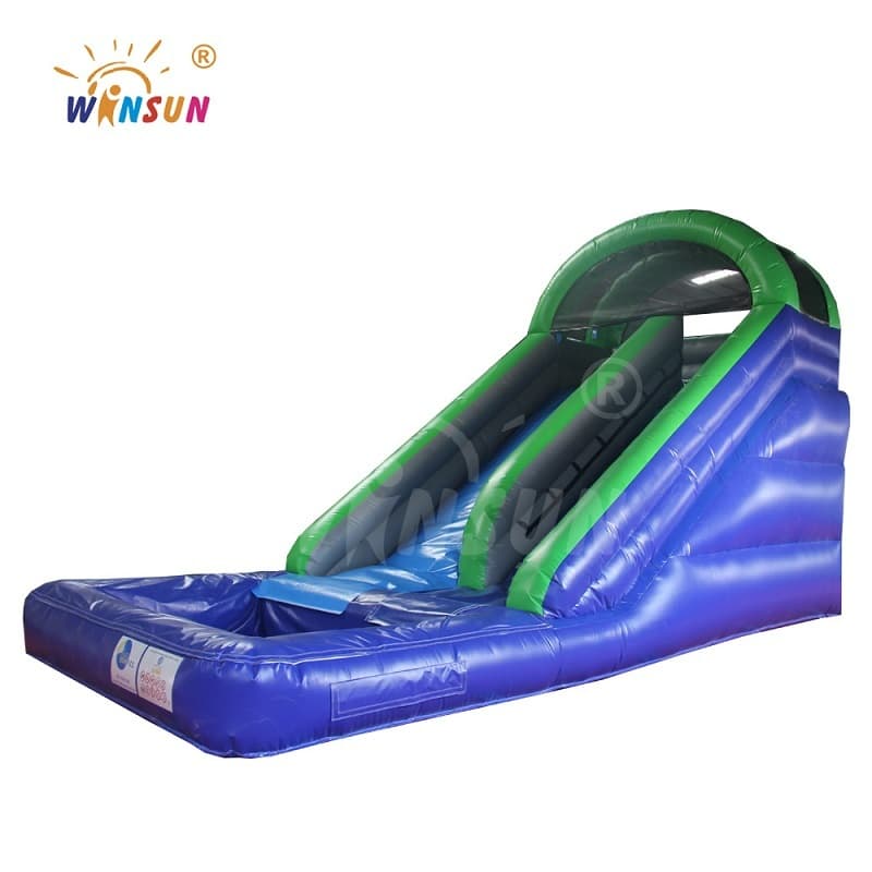 Tobogán acuático inflable con piscina