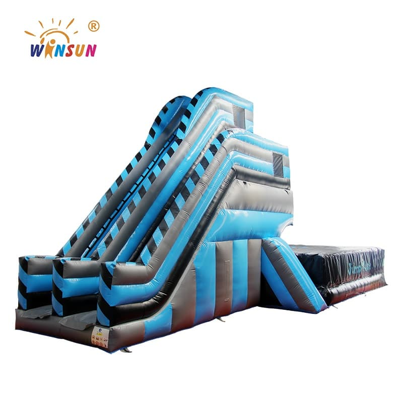 Juego inflable de salto de acrobacias