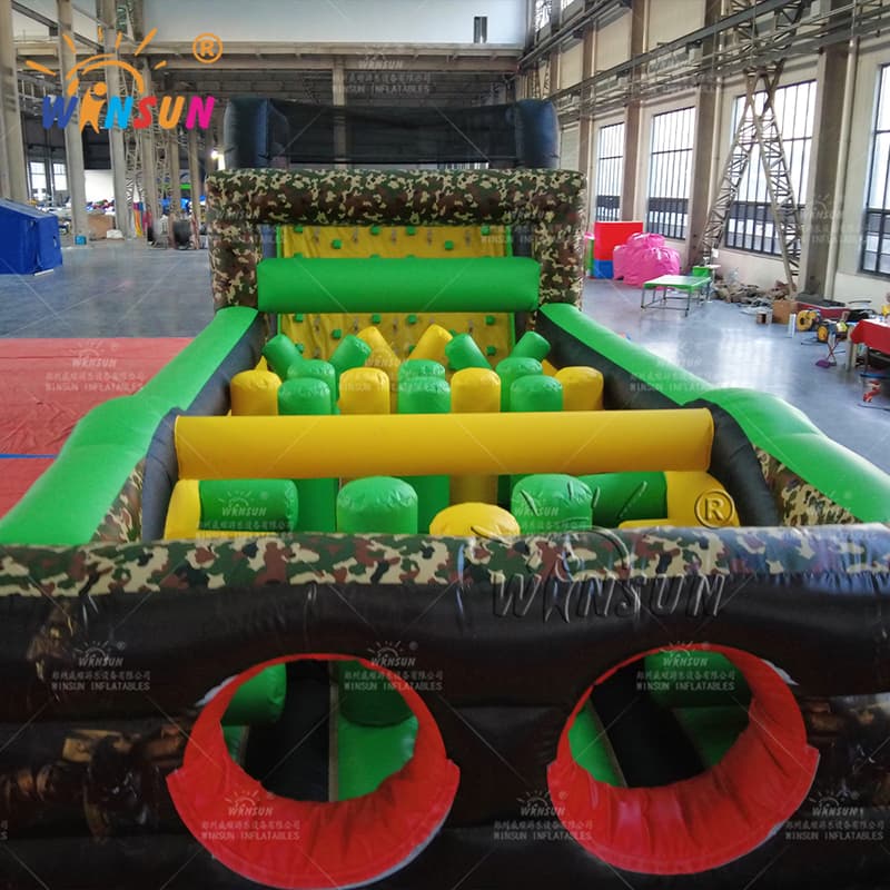 Tema de juego de carrera de obstáculos inflable comercial