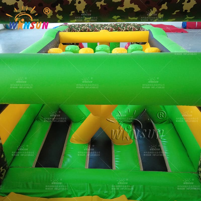 Tema de juego de carrera de obstáculos inflable comercial