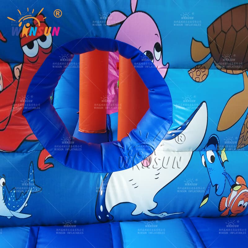 Carrera de Obstáculos Inflable Buscando a Nemo