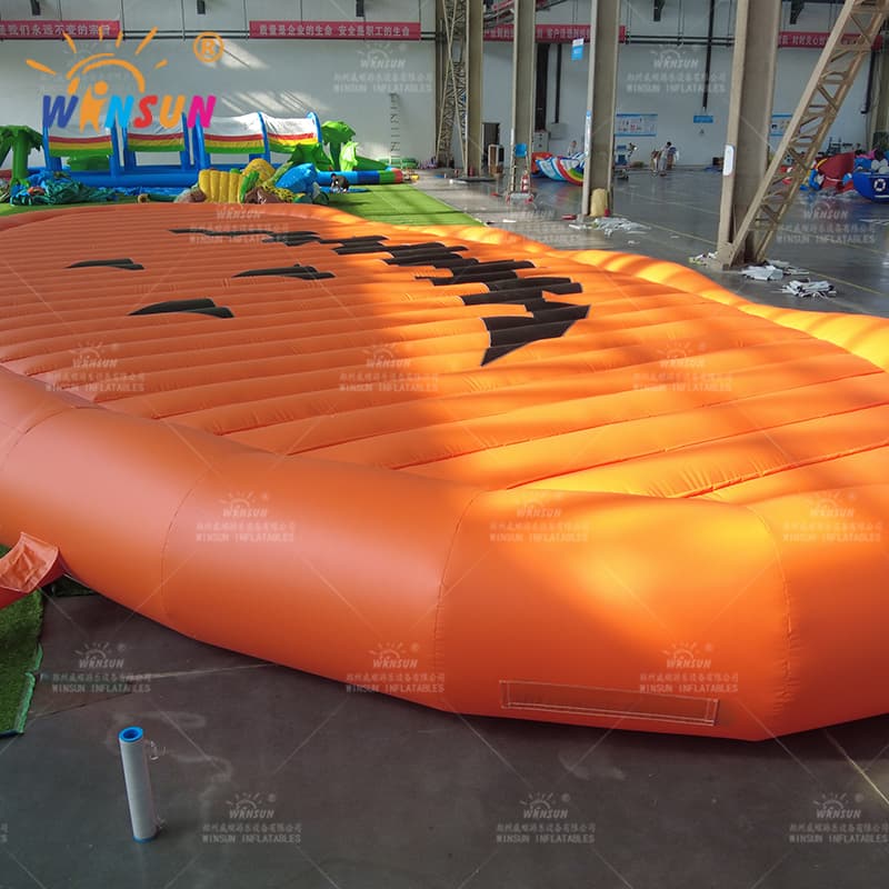 Almohadilla de salto de calabaza inflable gigante