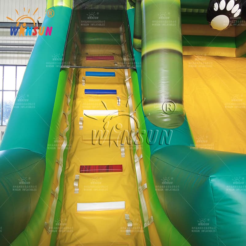 Tobogán seco inflable con tema de panda