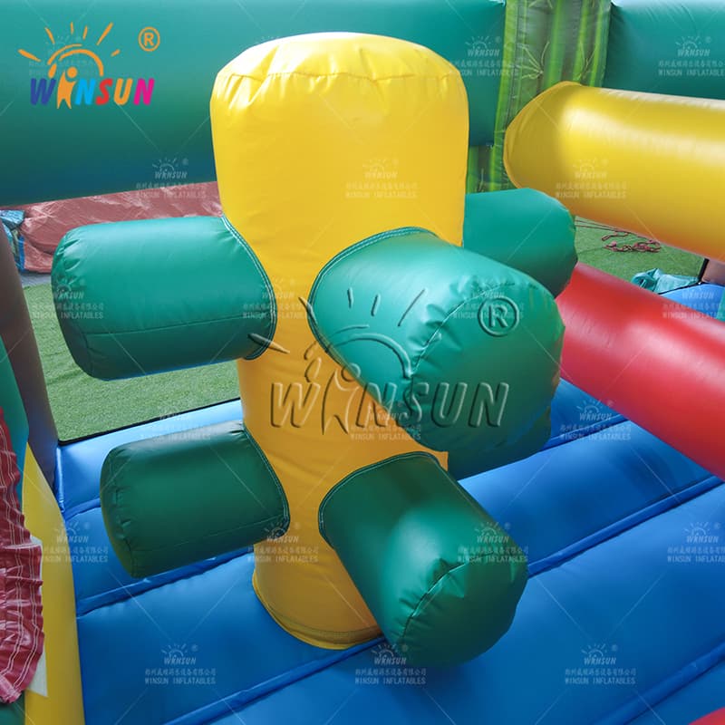 Carrera de obstáculos inflable de la oveja Shaun