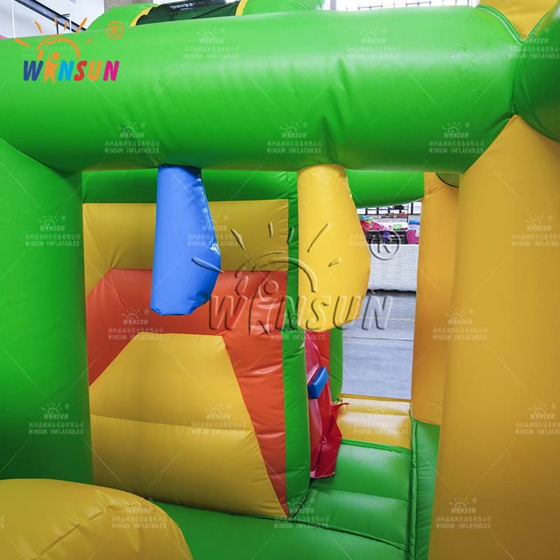 Casa de salto inflable con tema de cocodrilo con tobogán