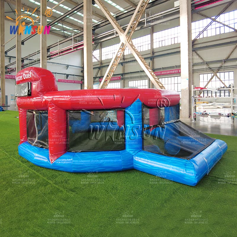 Campo de juego de duelo de fútbol inflable