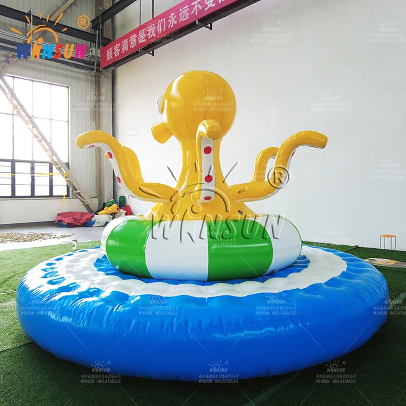 Juego inflable de pulpo giratorio mecánico