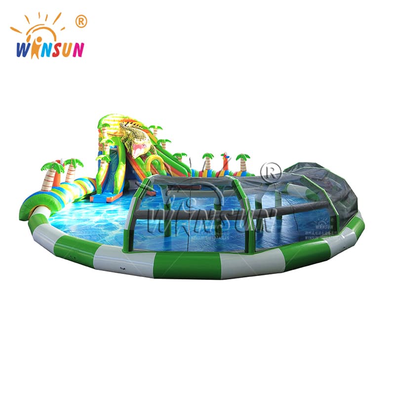 Parque acuático inflable con forma de cocodrilo Wake Island Water Park