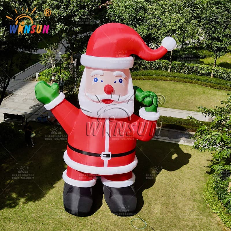 Papá Noel inflable gigante para Navidad